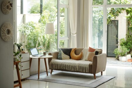 Hiring a Professional Cleaning Company vs. an Independent House Cleaner